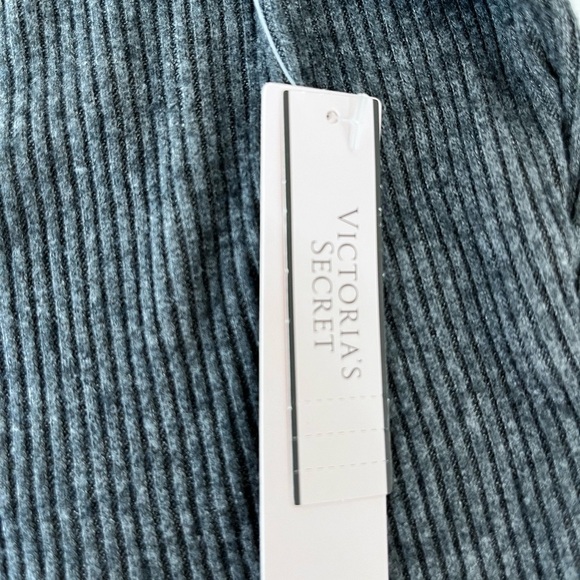 Victoria Secret Gray Button Crop Cardigan Sweater - Picture 9 of 14